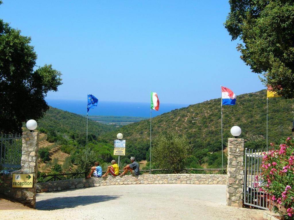 Divacamp Glamping Resort كامبيليا ماريتيما المظهر الخارجي الصورة